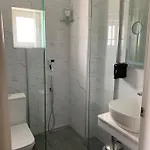 Perea * Peraía