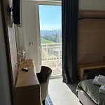 Hotel Perea *