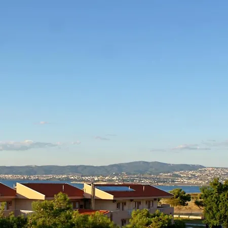 Perea *