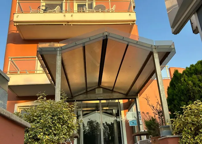 Hotel Perea Peraía