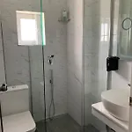Perea * Peraía