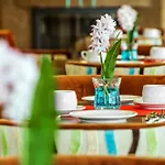 Hotel Perea *