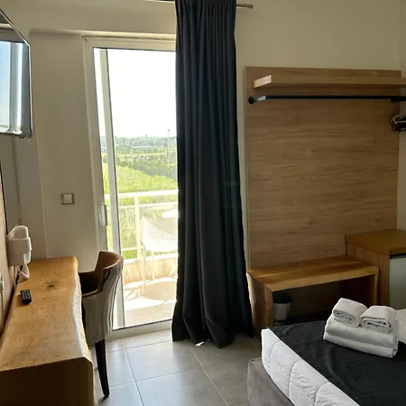 Hotel Perea *