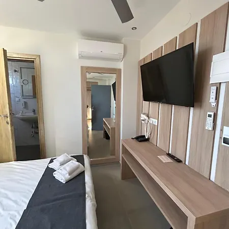 Perea Hotel Peraía
