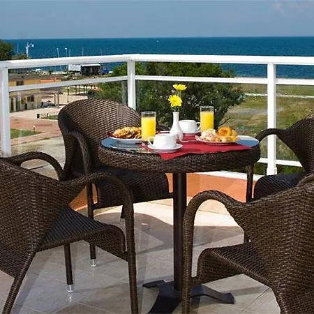 Hotel Perea *